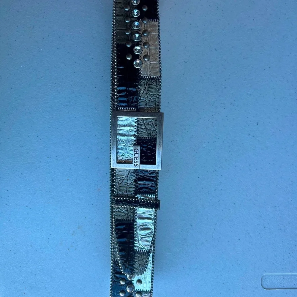 GUESS Y2K Studded Rhinestone Patchwork Belt Black Silver Small Western Glam